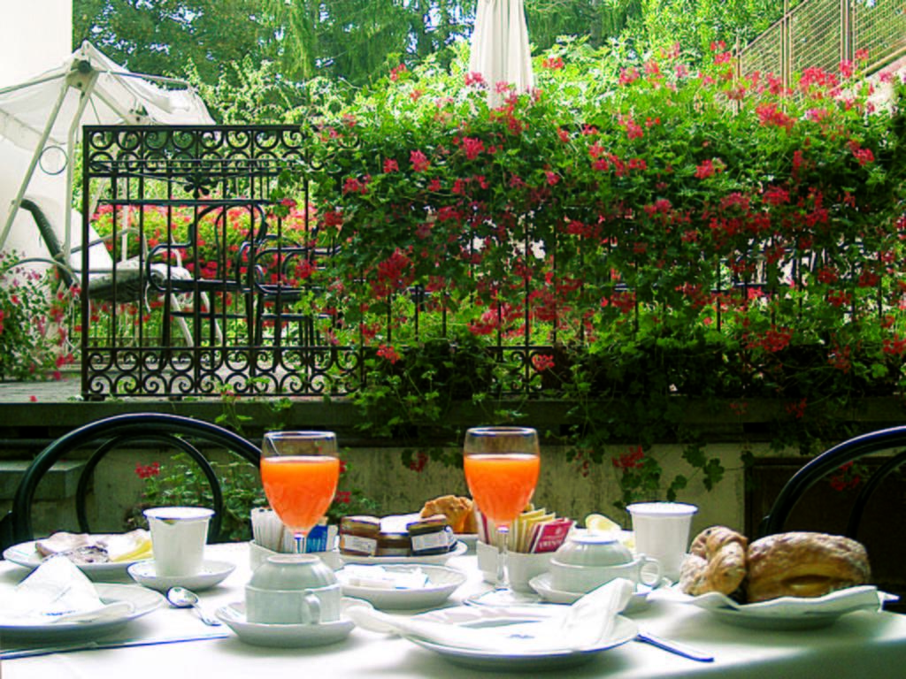 Hotel Bonconte Urbino Luaran gambar